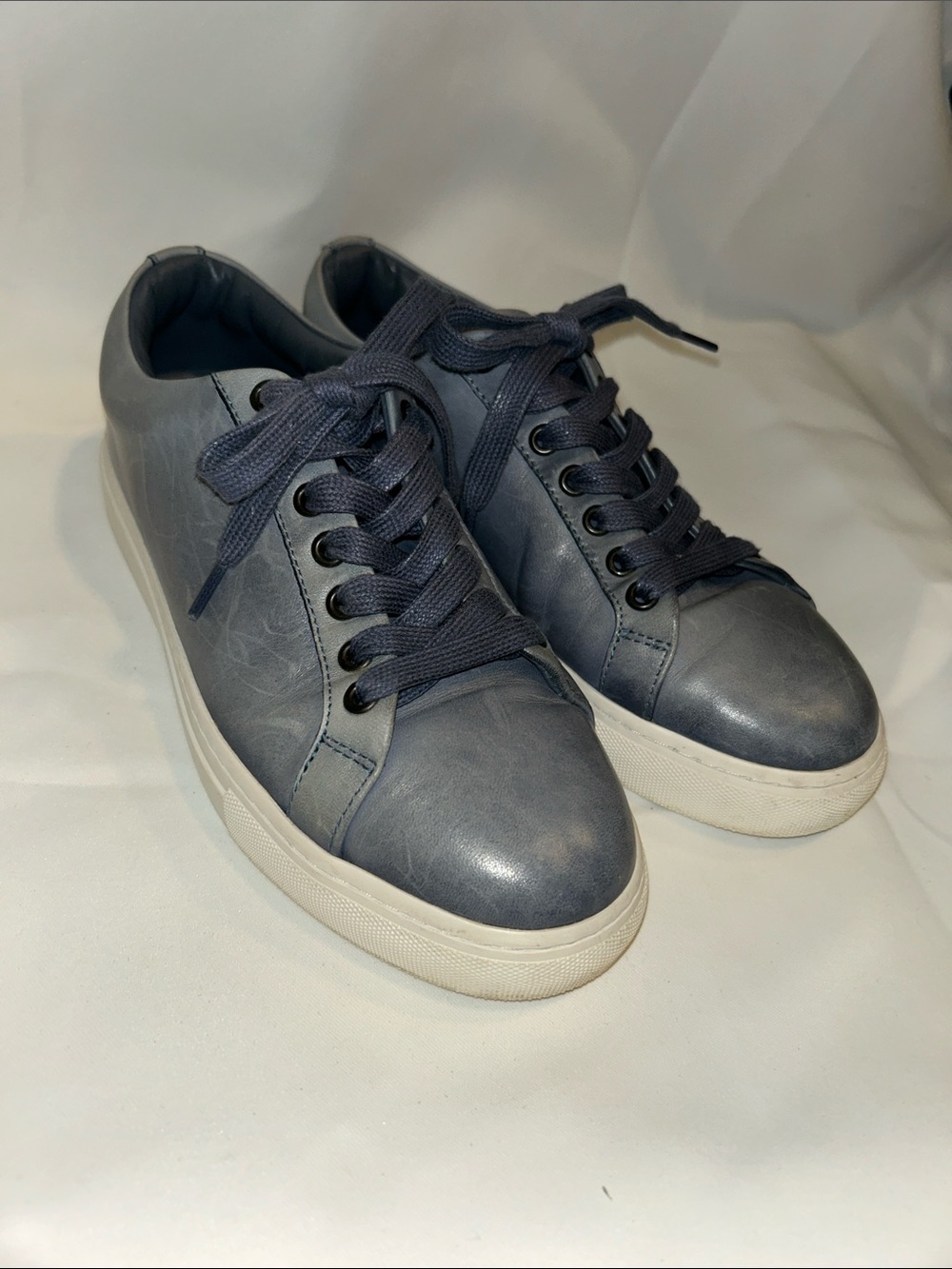 Thursday Boot Co Women’s Premier Low Top Flat Sneakers Blue Leather Lace Up 7
